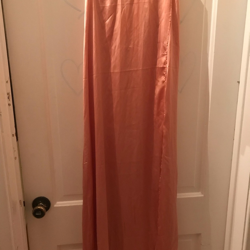 Satin maxi skirt with high slit